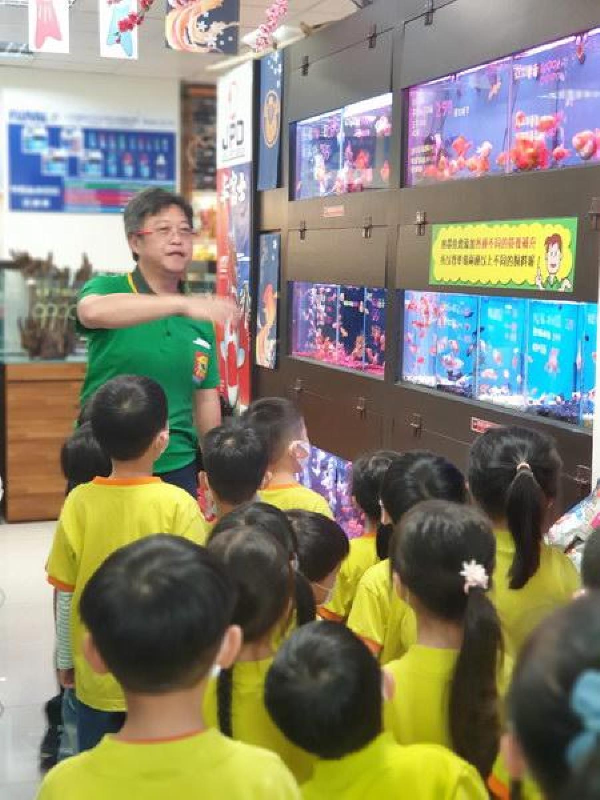 109.11.25 寶貝寵物店 中班 戶外活動之魚中魚 水族館探索