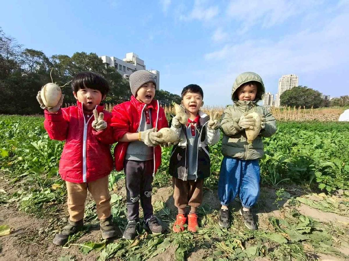 line_album_????櫻桃 拔蘿蔔_260108_16