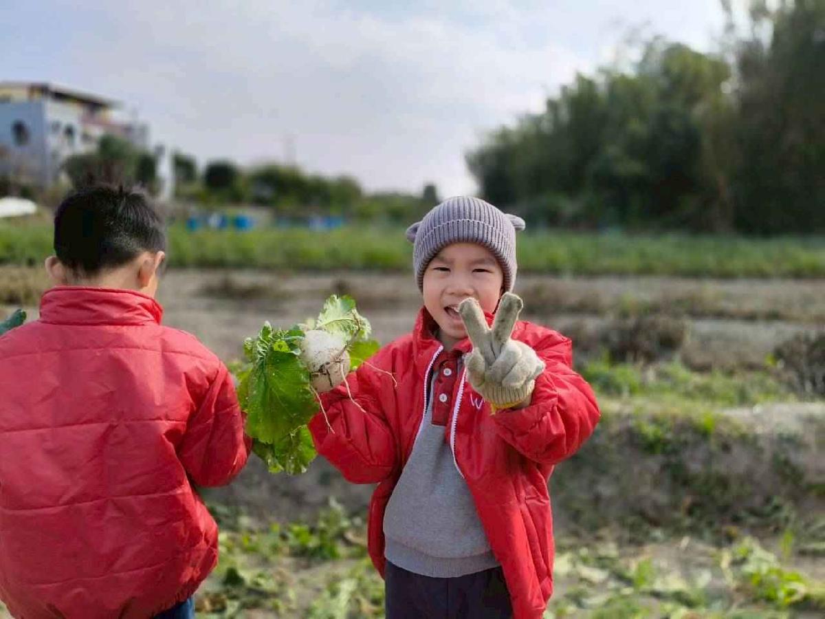 line_album_????櫻桃 拔蘿蔔_260108_37