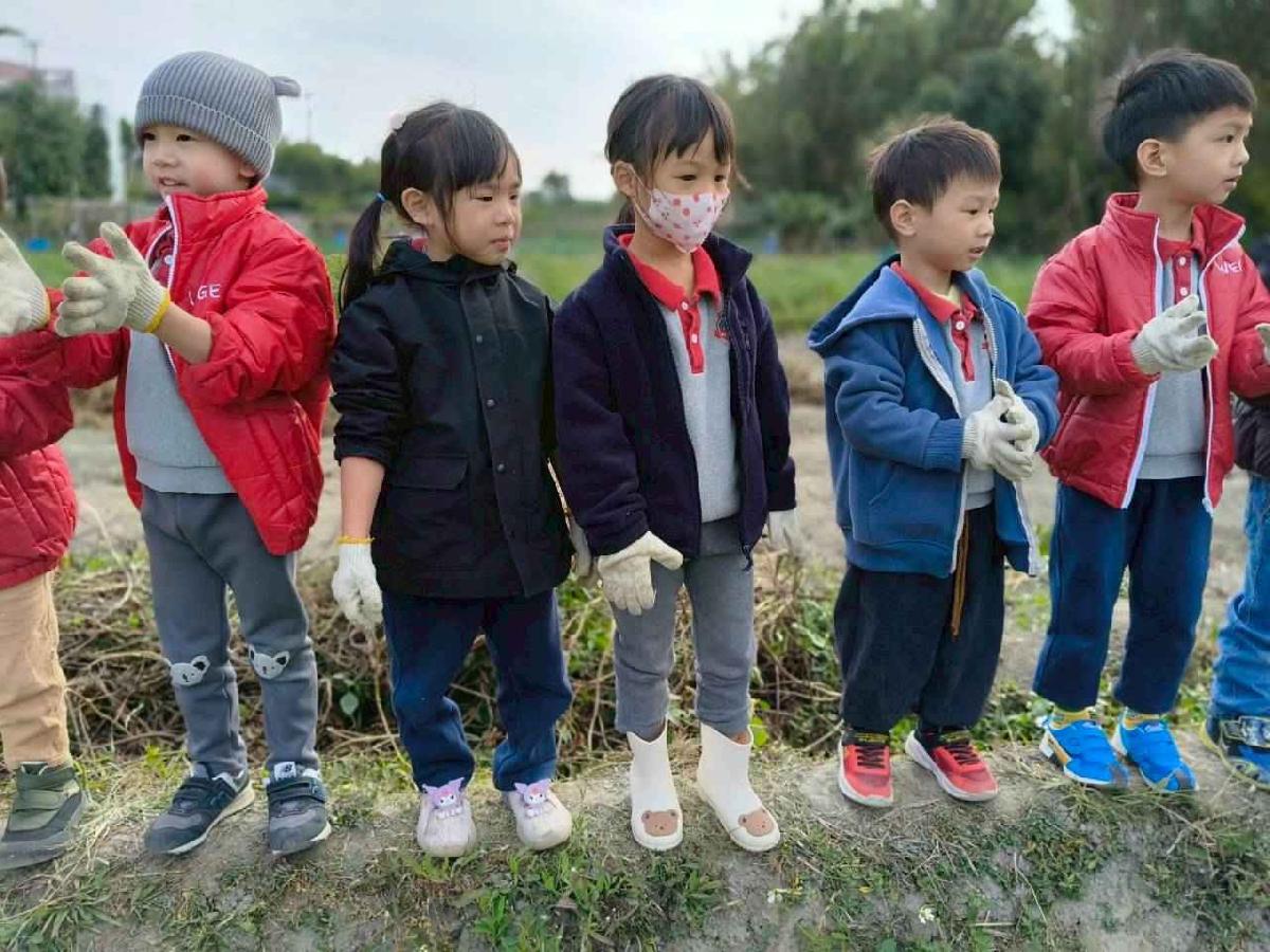 line_album_????櫻桃 拔蘿蔔_260108_49