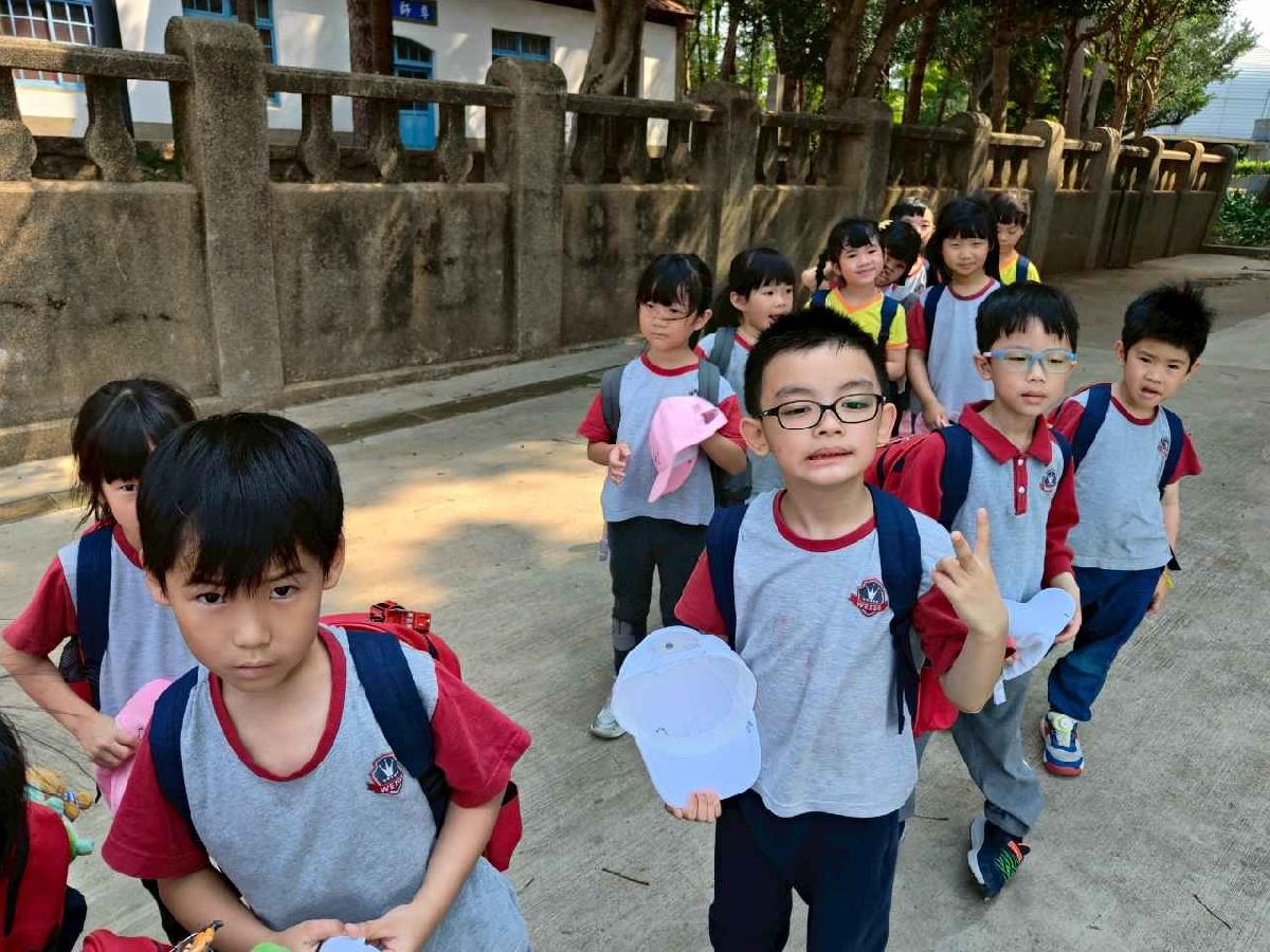 line_album_115.04.10水蜜桃--孔廟_260410_12