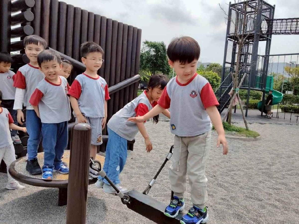 line_album_4／15櫻桃戰車公園_260415_12