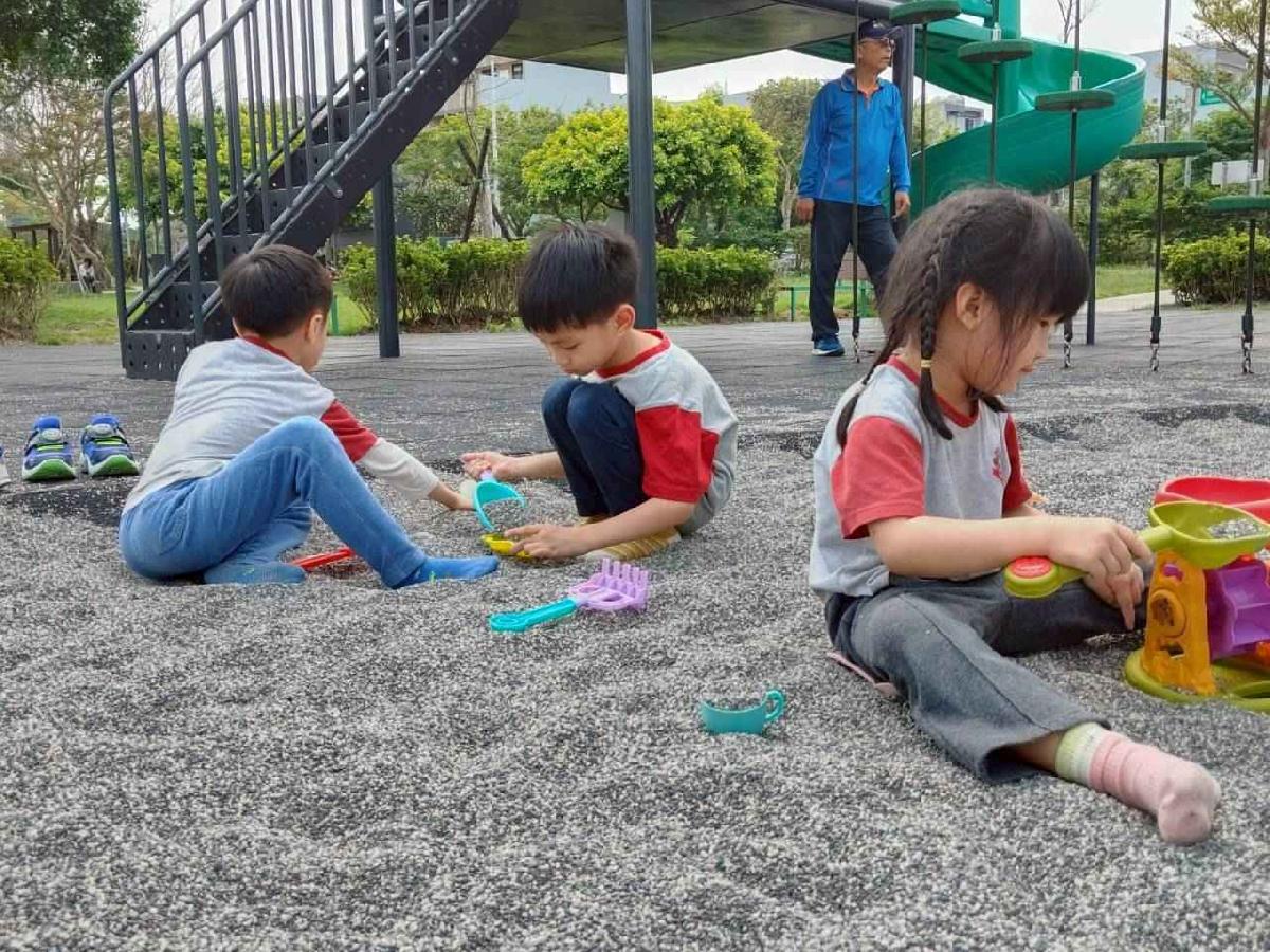 line_album_4／15櫻桃戰車公園_260415_38