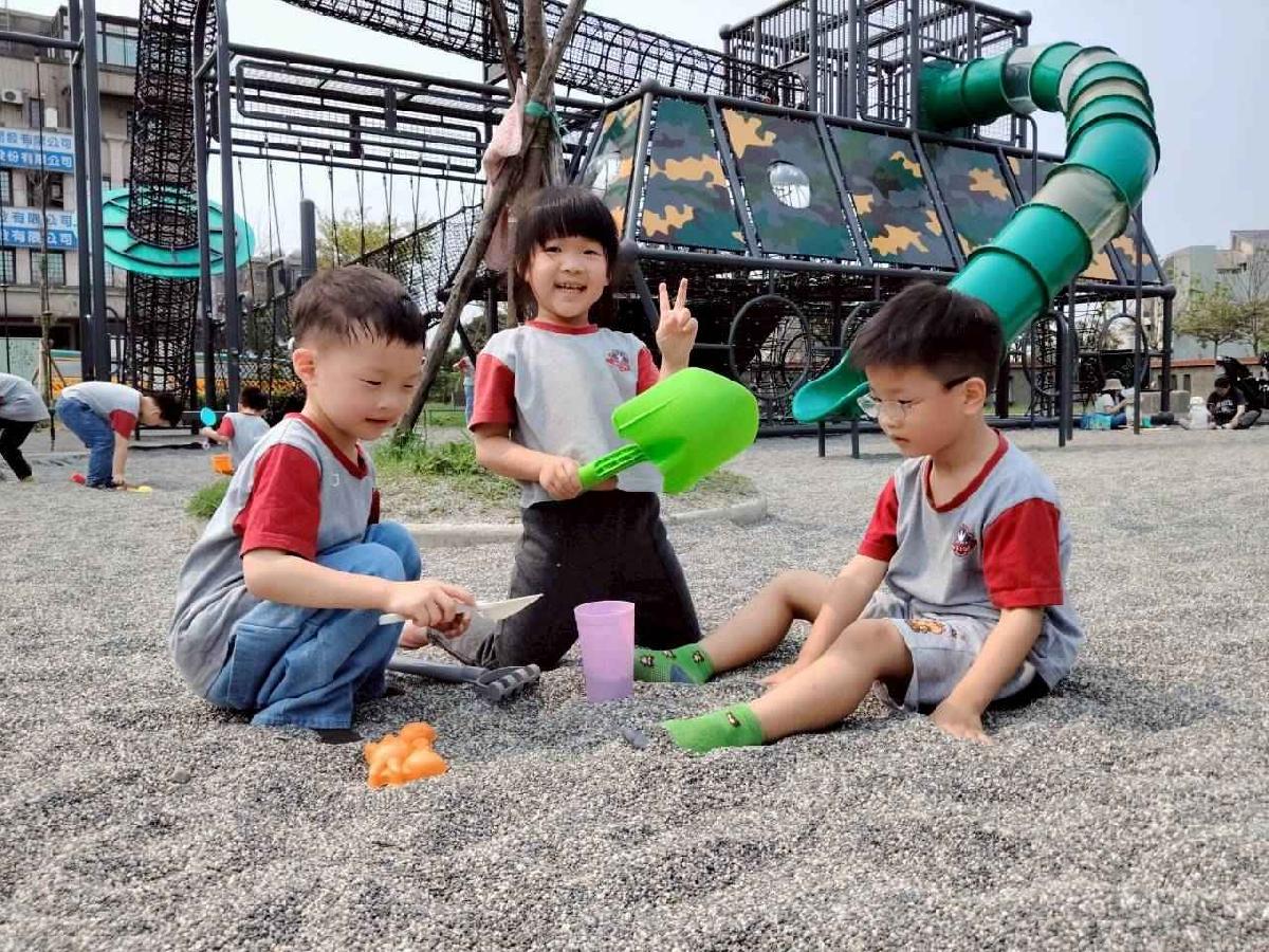 line_album_4／15櫻桃戰車公園_260415_57