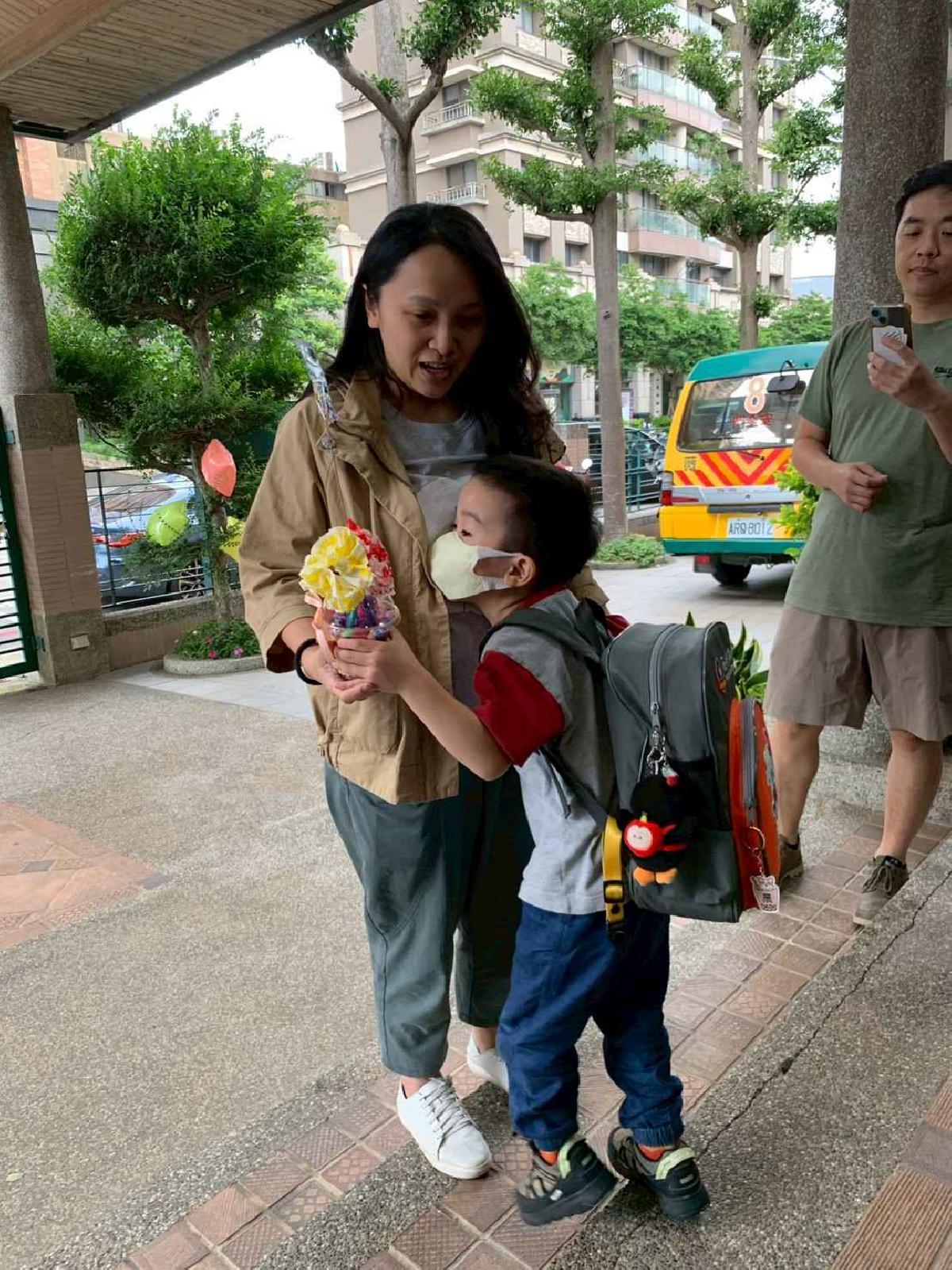 line_album_母親節快閃_260512_3 - 複製