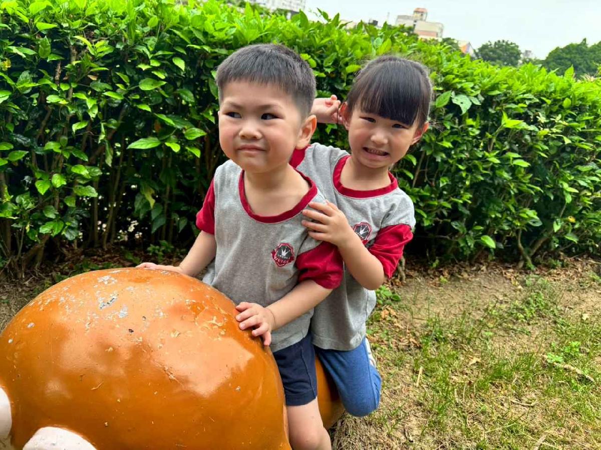 line_album_草莓槺榔驛_260529_29